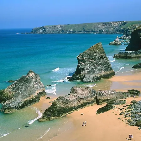 The Three Tees 3* New Quay
